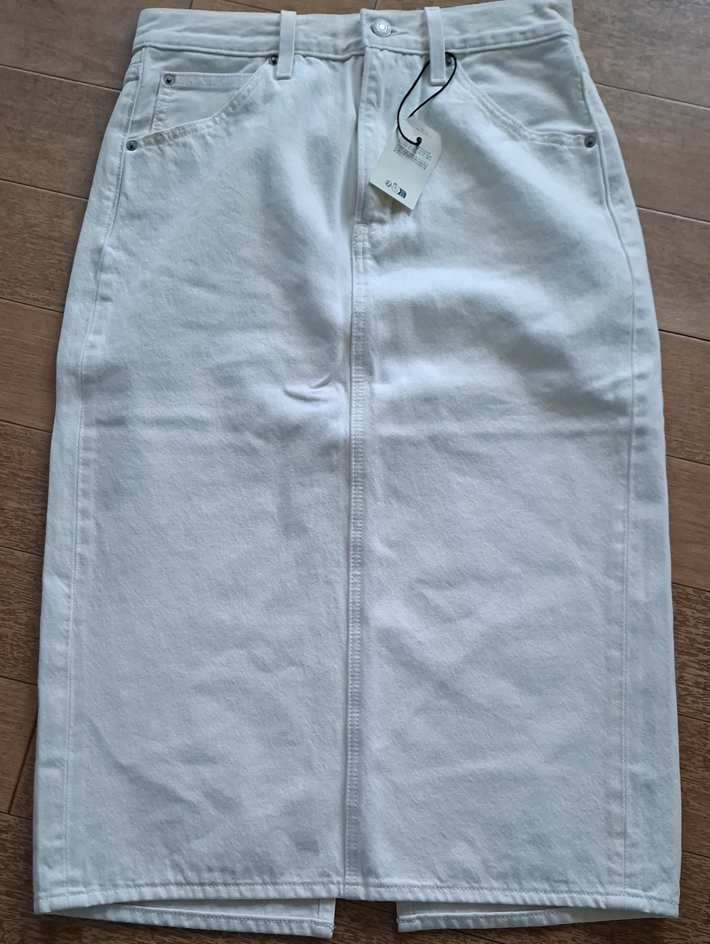 Levi's White Denim Midi Pencil Skirt Size 28 NWT